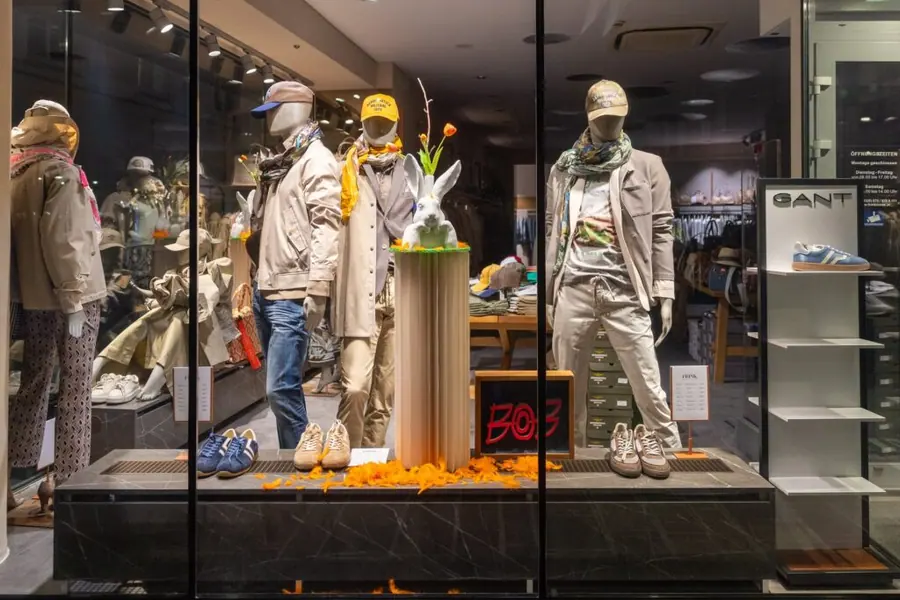 FRINK Herrenmode Schaufenster — Jacken & Mäntel